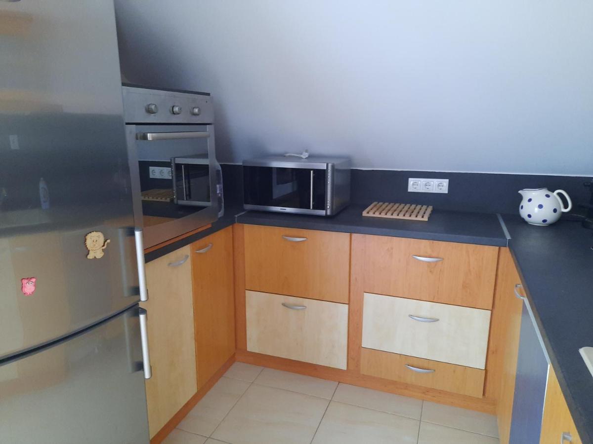 Fitt Apartman Lenti Luaran gambar